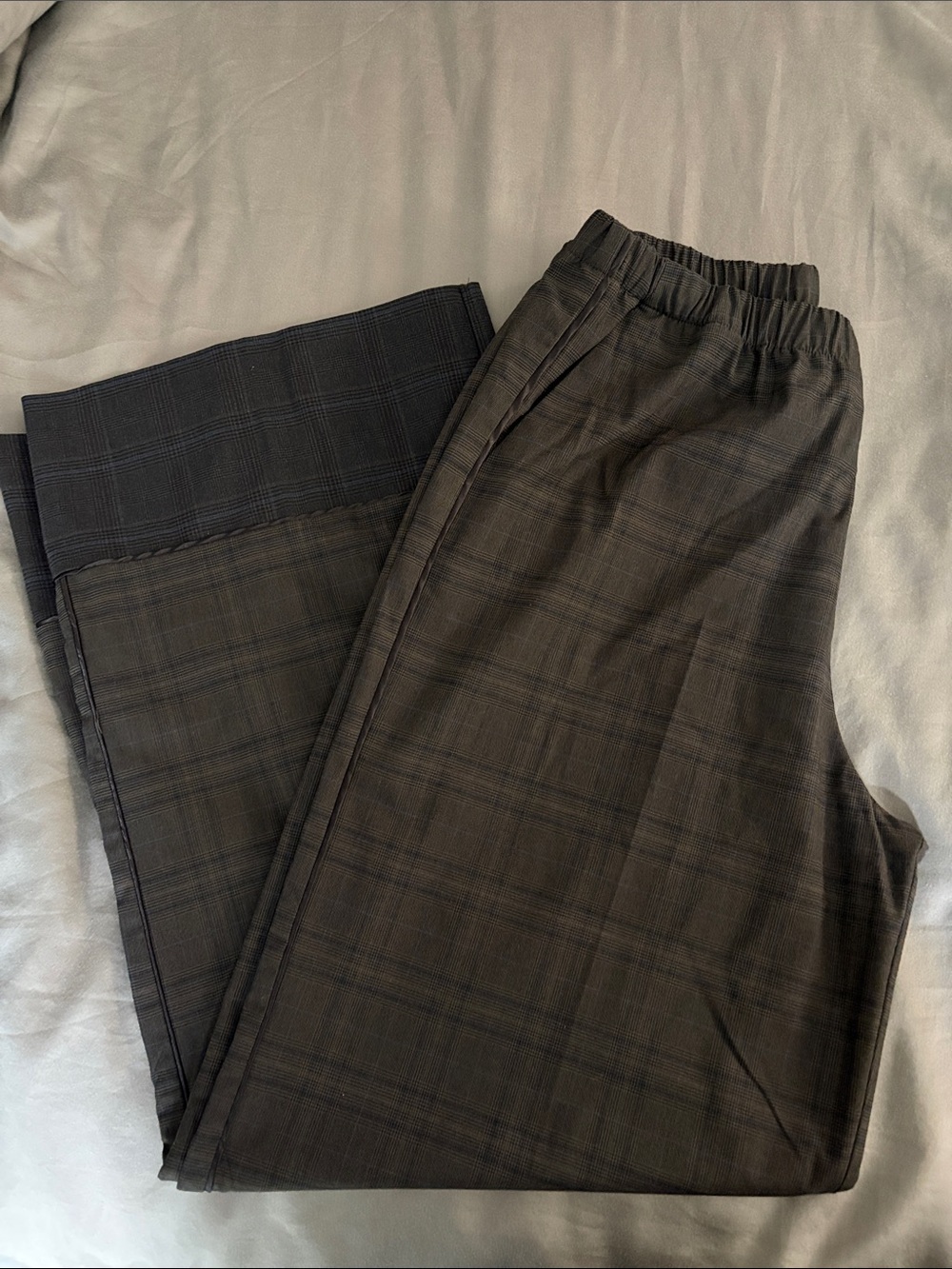 Zara Women's Wide-Leg Plaid Pants in Dark Brown with Blue plaid